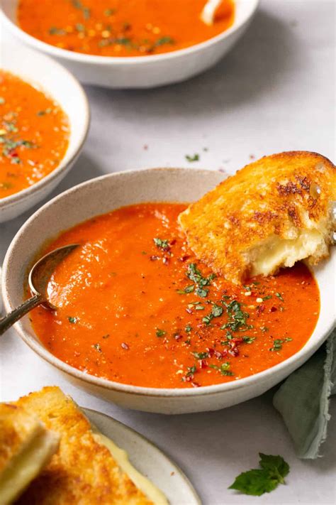 easy creamy tomato soup  grilled cheese erin lives