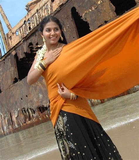 latest film news online actress photo gallery tamil actress anjali in