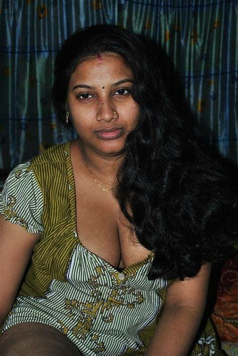 122 best boob s images on pinterest boobs indian girls and indian aunty