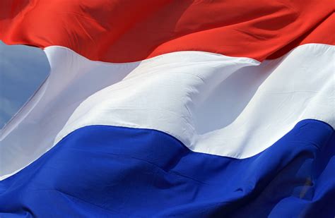 nederlandse vlag dit  de verklaring van de kleuren van de nederlandse vlag hoogste