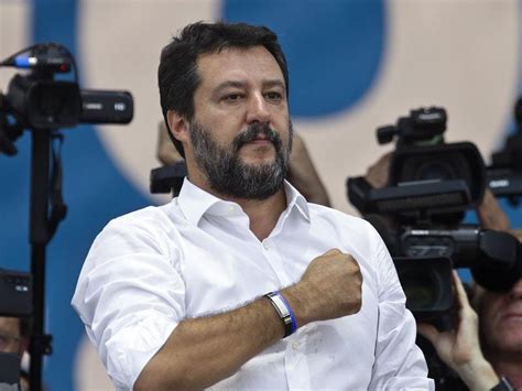 matteo salvini vows  return league party  power  italy express star