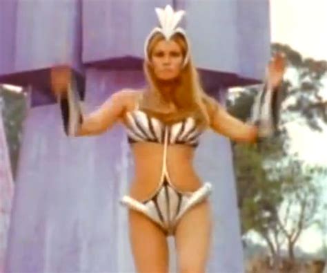 raquel welch flaunts her enviable figure as she cavorts in sexy