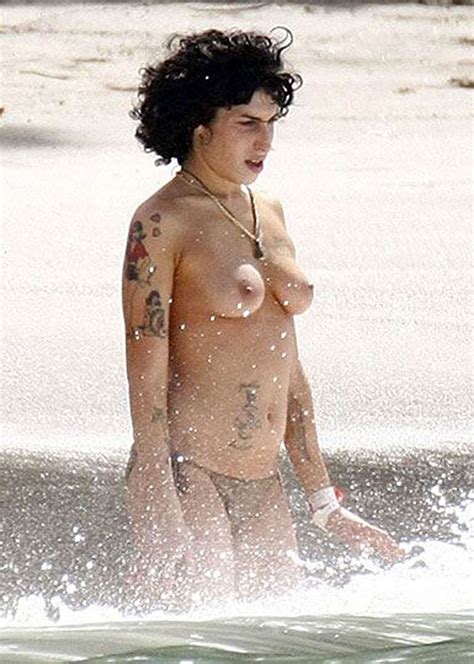 amy winehouse nude pic thefappening pm celebrity photo leaks