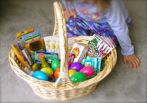 25 Beautiful Easter Basket Ideas The Wow Style