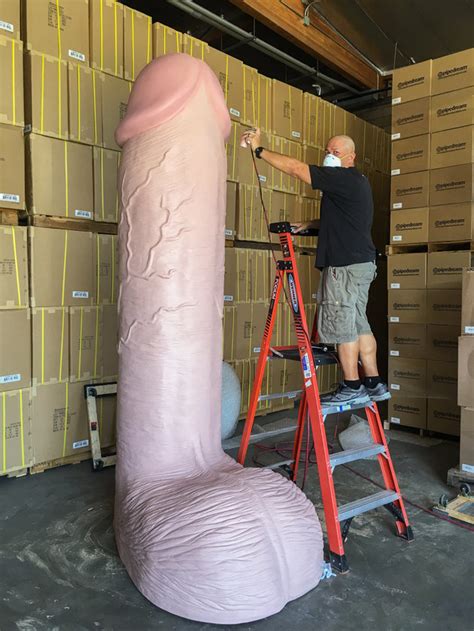 Sex Toy Company Erects World’s Largest Dildo 12 Foot 4