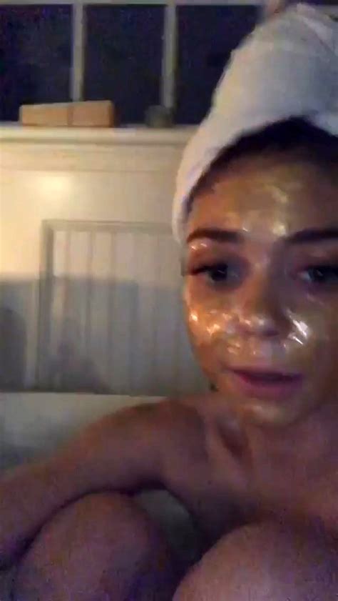 sarah hyland new leaked nude and topless photos in bathtub