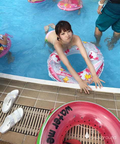 sexy idols celebrate “bikini day” sankaku complex
