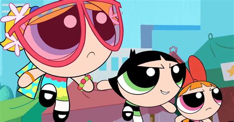 here s a first look at the powerpuff girls revival on