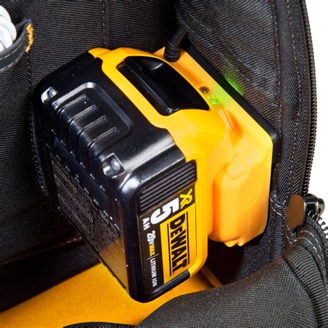 dewalt  max usb charging backpacks tool craze