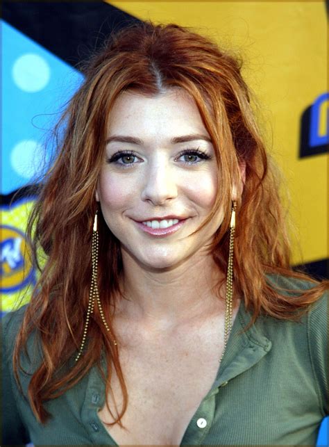 Sexy Redhead Alyson Hannigan With A Great Dimpled Smile Cc Alyson