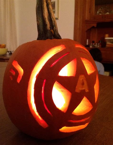 captain america pumpkin carving halloween pinterest pumpkin