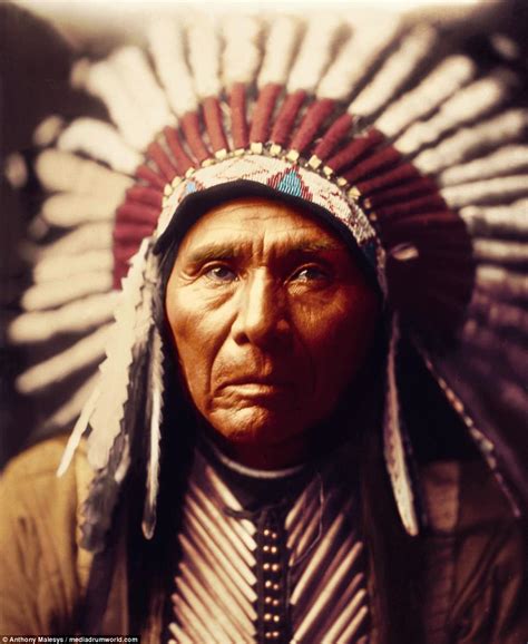 Photos Of Native Americans At Turn Of Century Colorized Daily Mail Online