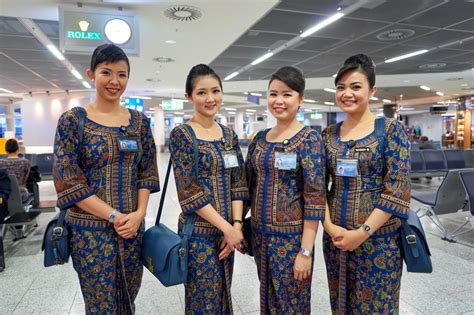 singapore airlines casts net wider  cabin crew hiring  meet demand report aerotime