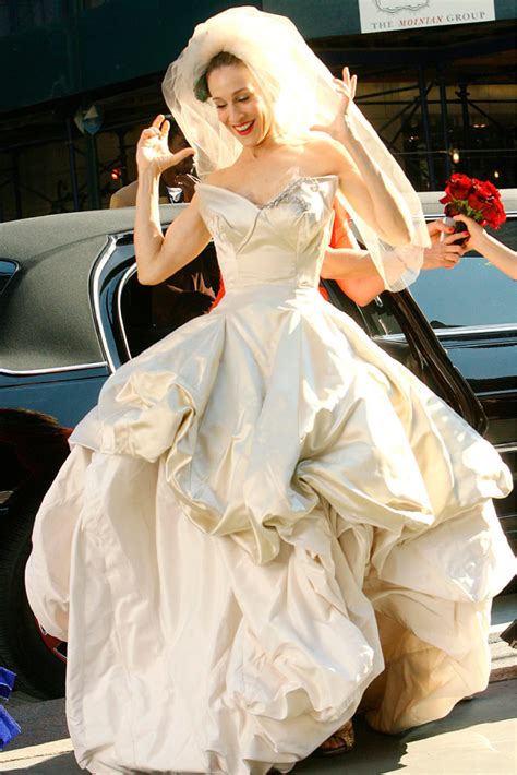 Vivienne Westwood Celebra 10º Aniversário Do Vestido De Noiva De Sex