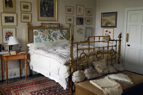 small bedrooms  incredibly cosy   mix  patterned textiles artist link urlhttp