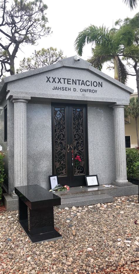 visited  grave today   beautiful rxxxtentacion