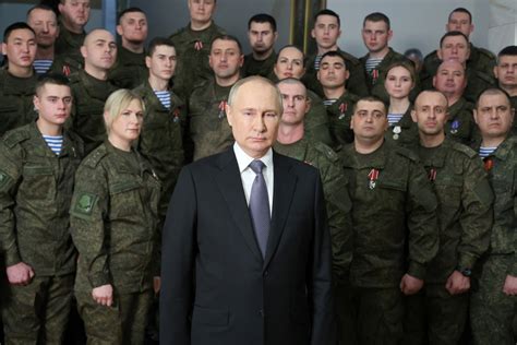 putin  actors  portray russian soldiers  latest address