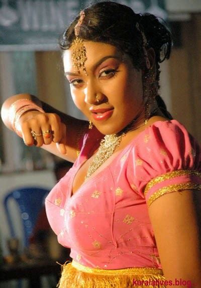 Item Actress Sexy Images Tenmozhi Bgrade Movie Pics