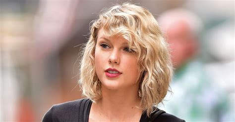 taylor swifts curly hair   thinking shes returning   country roots huffpost