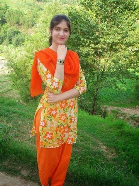 Local Pakistani Hot Girls Looks Cute Hd Photos Beautiful