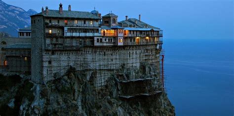 Pilgrims Allowed To Return To Mt Athos From June 1