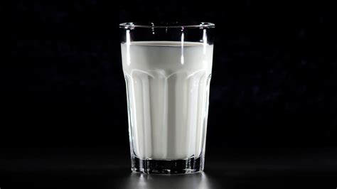 kenali perbedaaan susu full krim susu rendah lemak  susu skim