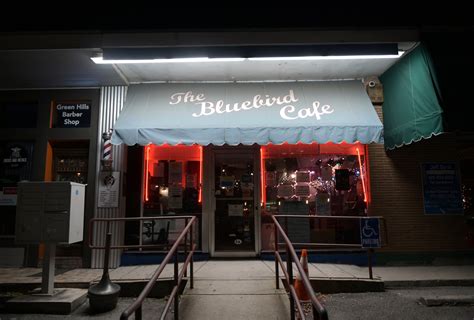 nashvilles bluebird cafe  reopen  months  pandemic closed
