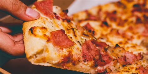 dominos plans    slice  italian pizza market   store expansion plain english