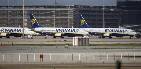 ryanair challenges vueling  grows  barcelona airport airport news