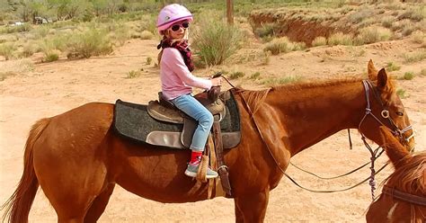 children horseback riding  spring break teyla rachel branton