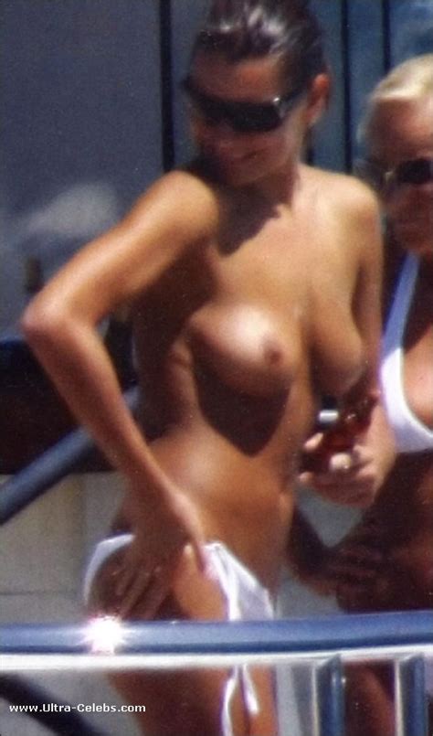 alena seredova paparazzi totally nude and oops shots