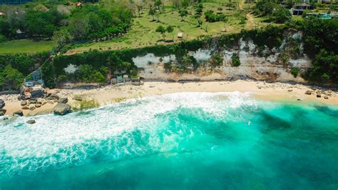 Pantai Cemongkak Surga Tersembunyi Dekat Dreamland Bali