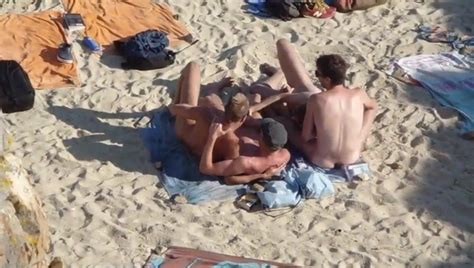 Group Of Guys Having Sex On The Beach Free Gay Porn 82