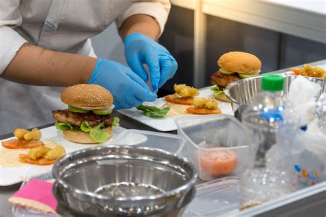 preventing injuries   food preparation industry work fit blog