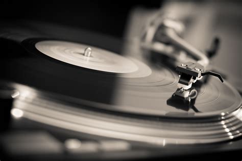 vinyl record sounds     charm vox
