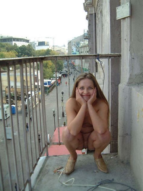 totally naked russian girl posing at public russian sexy girls