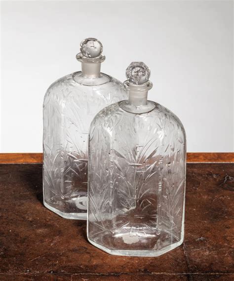 Eighteenth Century Fitted Decanter Box With Thirteen Cut Glass