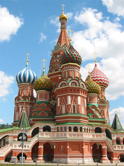 saint basil s cathedral church in moscow thousand wonders