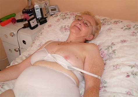 granny pics slut photo old whore shows fat ass