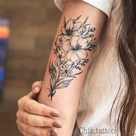 35 Amazing And Attractive Floral Tattoo Designs You Must Love Page 11