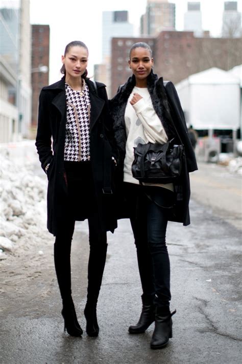 2014秋冬纽约时装周秀场外街拍 模特篇 1 天天时装 口袋里的时尚指南