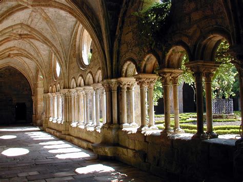 cloister  cloisters beautiful castles