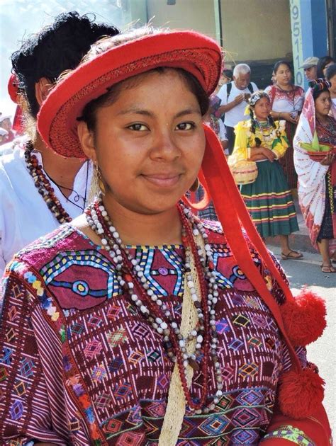 Mujer Indígena De Cuilco Huehuetenango Guatemala
