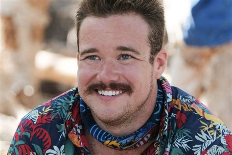 why survivor s zeke smith wanted cbs to air the moment he got outed as