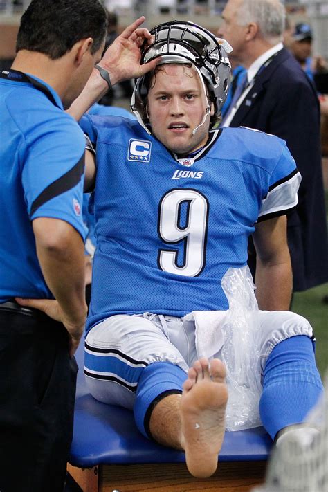 matt stafford  day  day  ankle injury lions