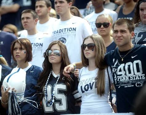 Penn State Fans Cheer Team After Sandusky Scandal