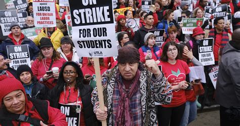 L A Strike Who Is Winning And When Will Lausd Teachers Return