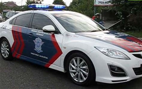 Gambar Mobil Polisi Mobil Polisi Indonesia Terbaru Mobil Polisi