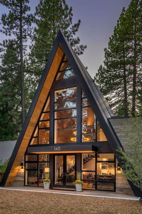mountain style  frame cabin  todd gordon mather architect  wowow home magazine
