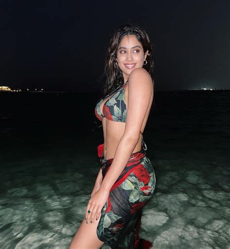 Janhvi Kapoor Wore A Floral Bikini That’s Giving Us Swimwear Goals